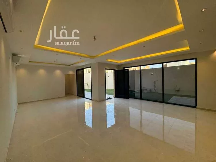 Villa for Rent in Riyadh Al Janadriyah 9