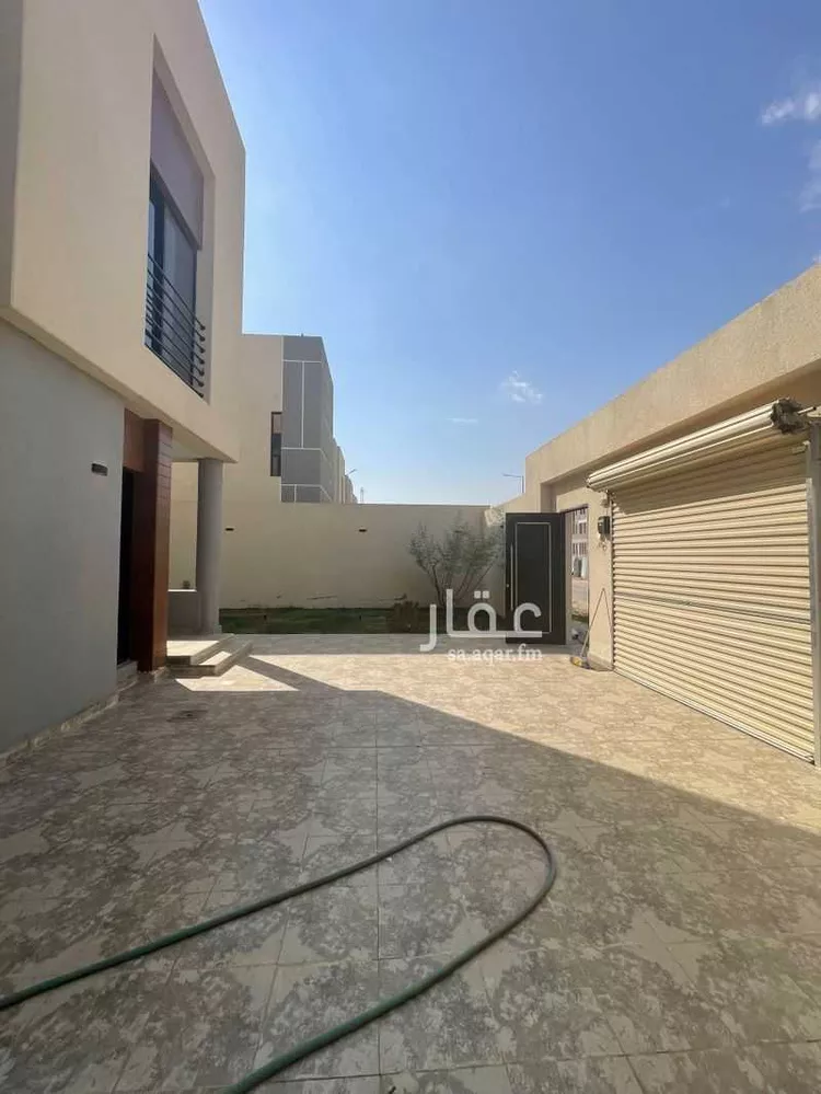 Villa for Rent in Riyadh Al Janadriyah صورة 5