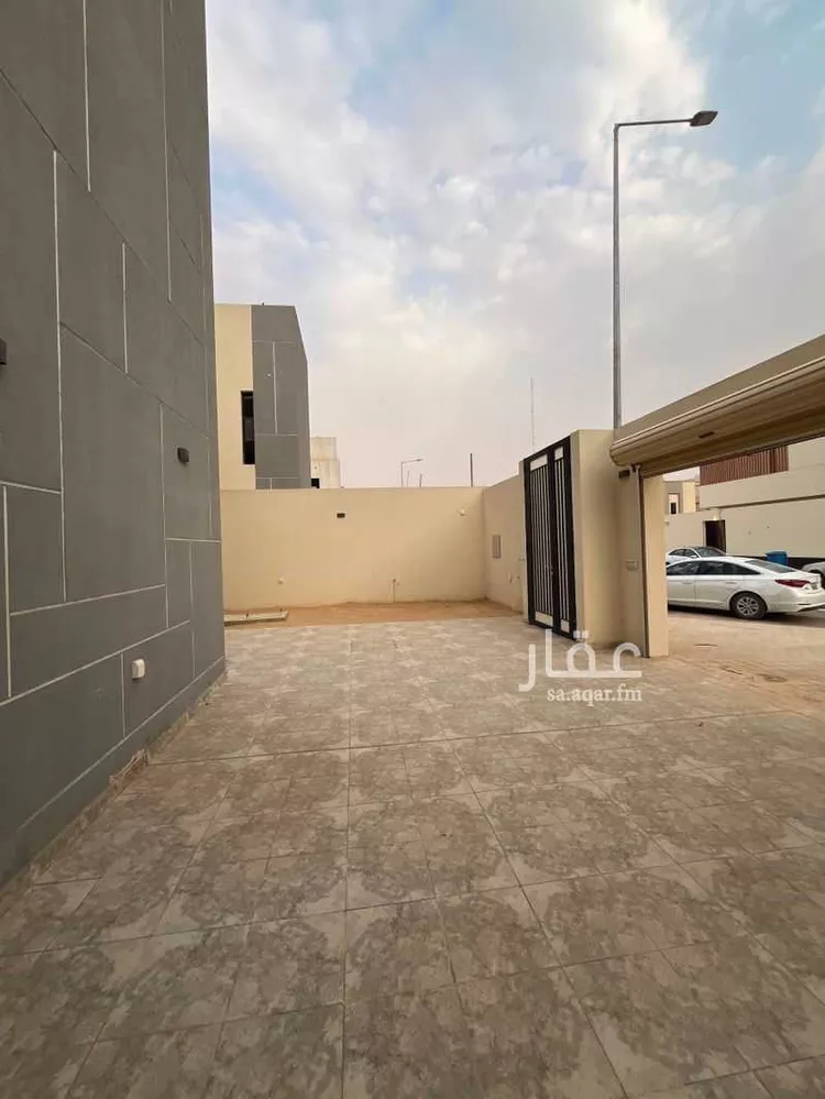 Villa for Rent in Riyadh Al Janadriyah صورة 4