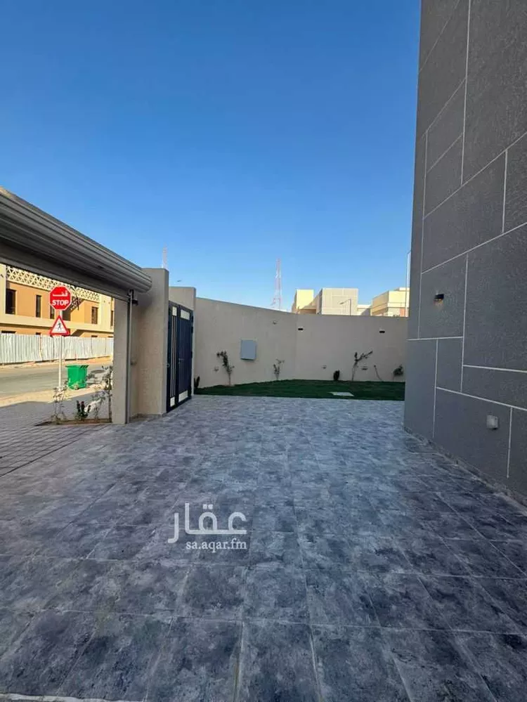 Villa for Rent in Riyadh Al Janadriyah 6