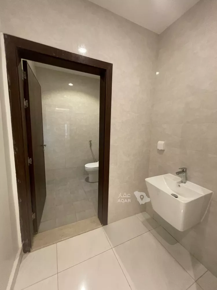 Villa for Rent in Riyadh Al Janadriyah 17