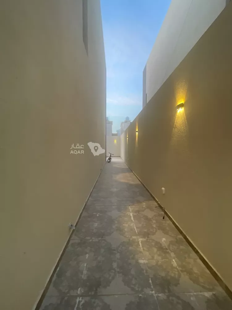 Villa for Rent in Riyadh Al Janadriyah 6