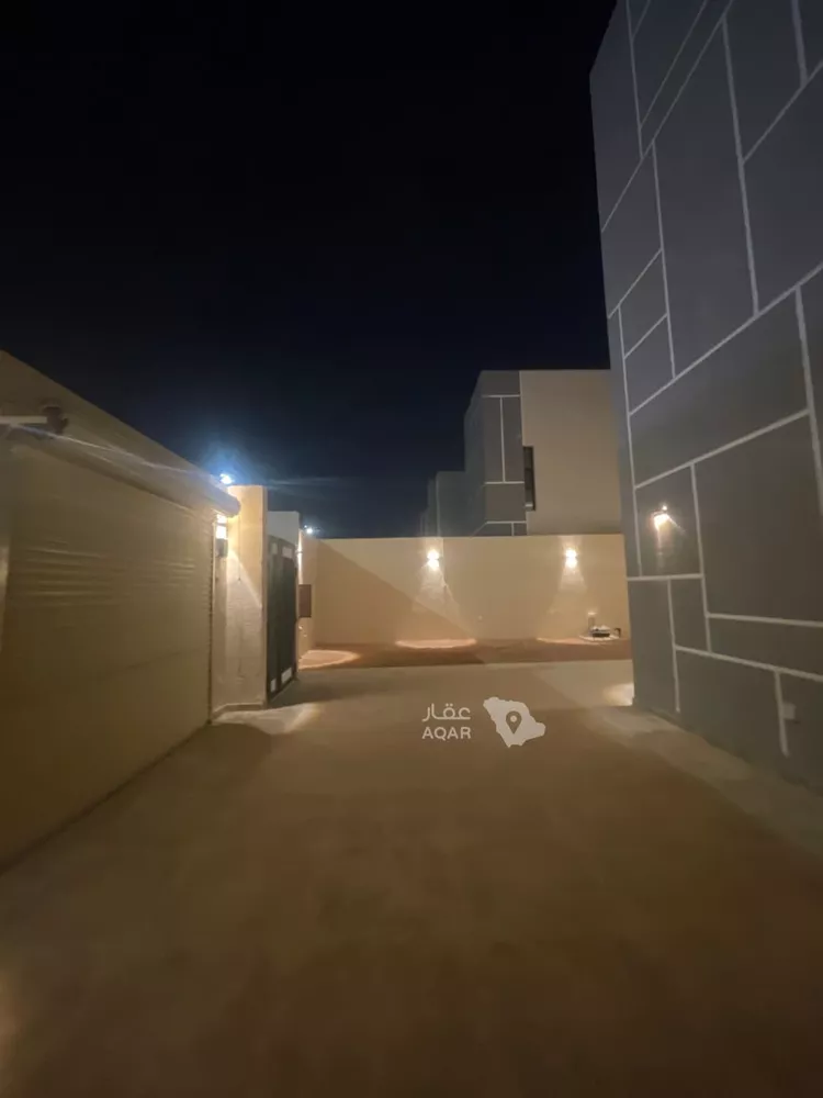 Villa for Rent in Riyadh Al Janadriyah 4