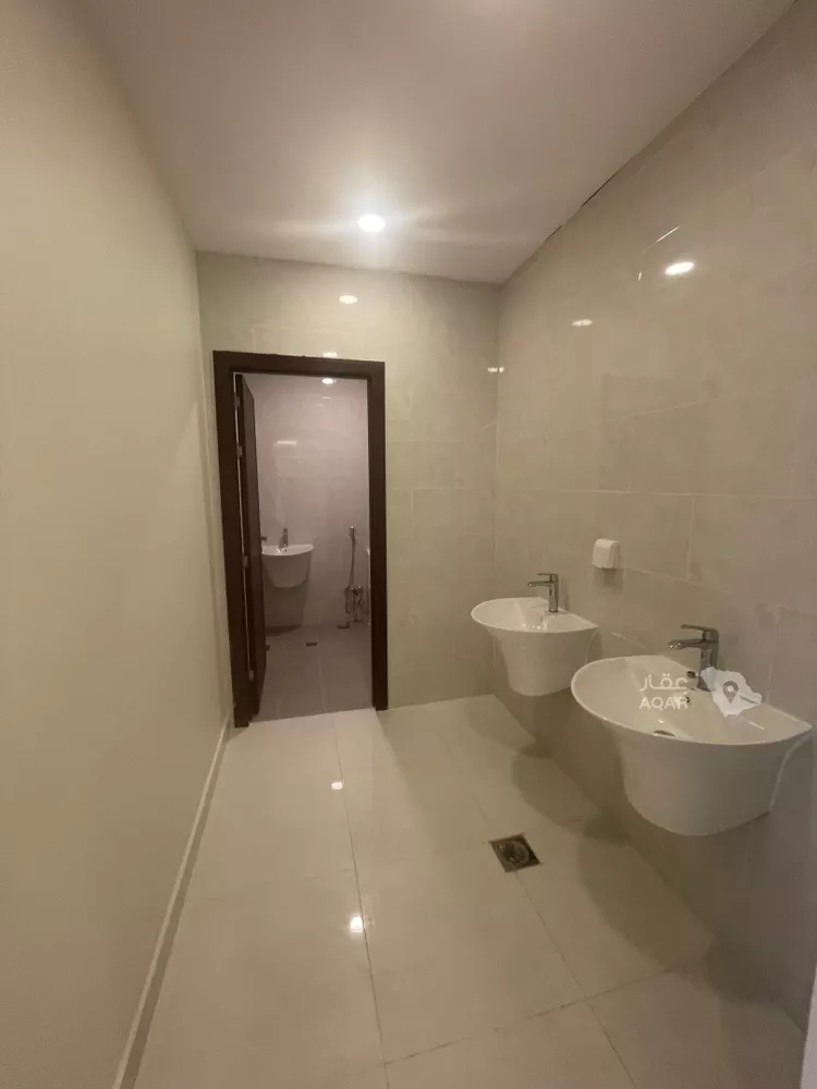 Villa for Rent in Riyadh Al Janadriyah 9