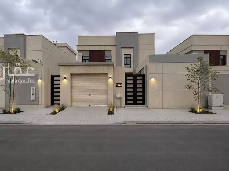 Villa for Rent in Riyadh Al Janadriyah