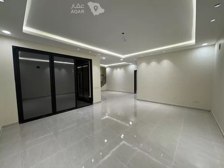 Villa for Rent in Riyadh Al Janadriyah 12