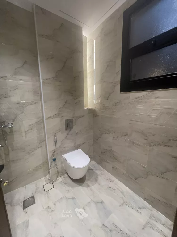 Villa for Rent in Riyadh Al Janadriyah 10