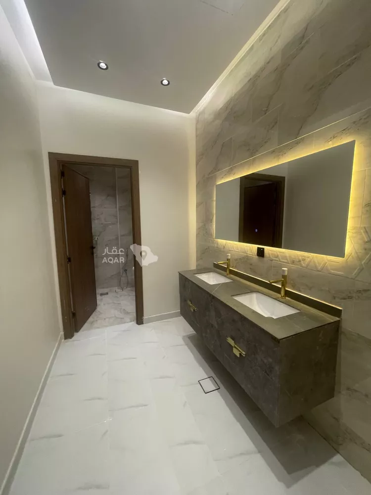 Villa for Rent in Riyadh Al Janadriyah 9