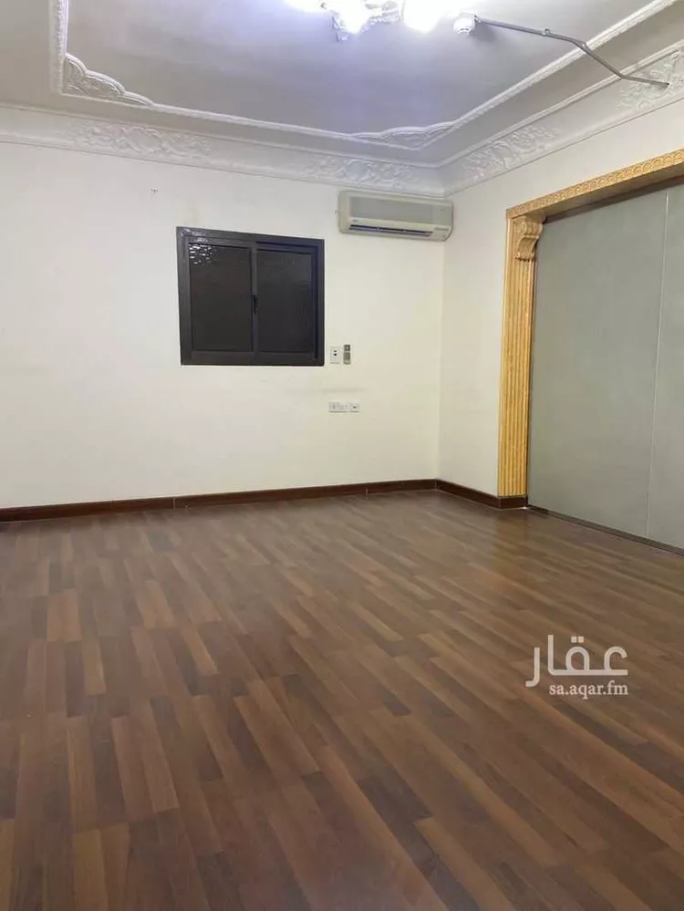 مكتب تجاري للإيجار في شارع الامير احمد بن عبدالعزيز, حي الورود, مدينة الرياض, منطقة الرياض