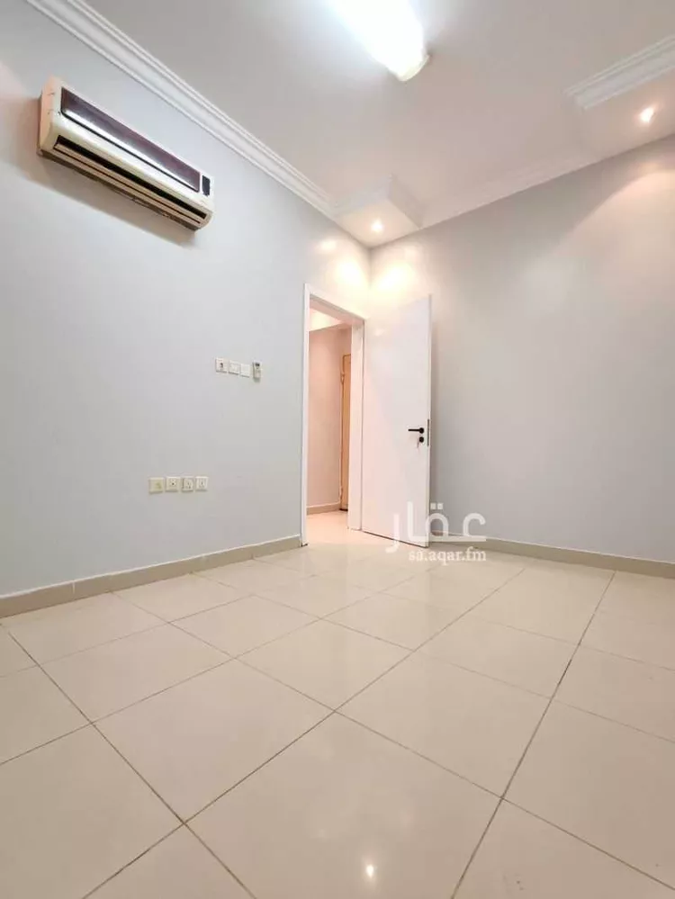 شقة للإيجار في شارع 18152302, حي الضباط, مدينة الرياض, منطقة الرياض صورة 3