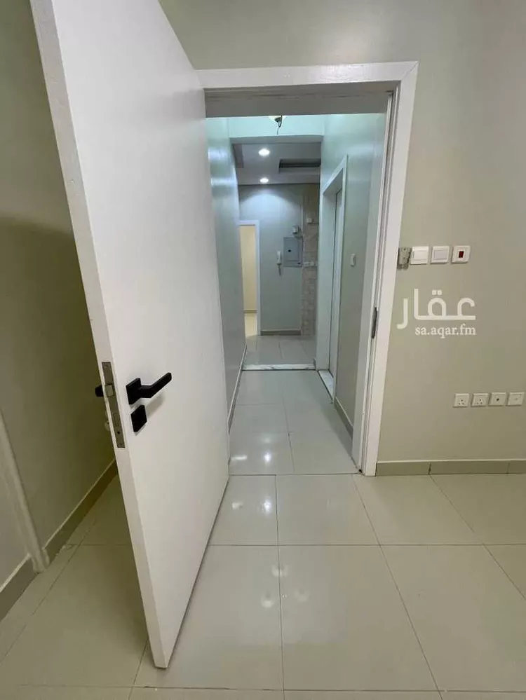 شقة للإيجار في شارع 18152302, حي الضباط, مدينة الرياض, منطقة الرياض صورة 2