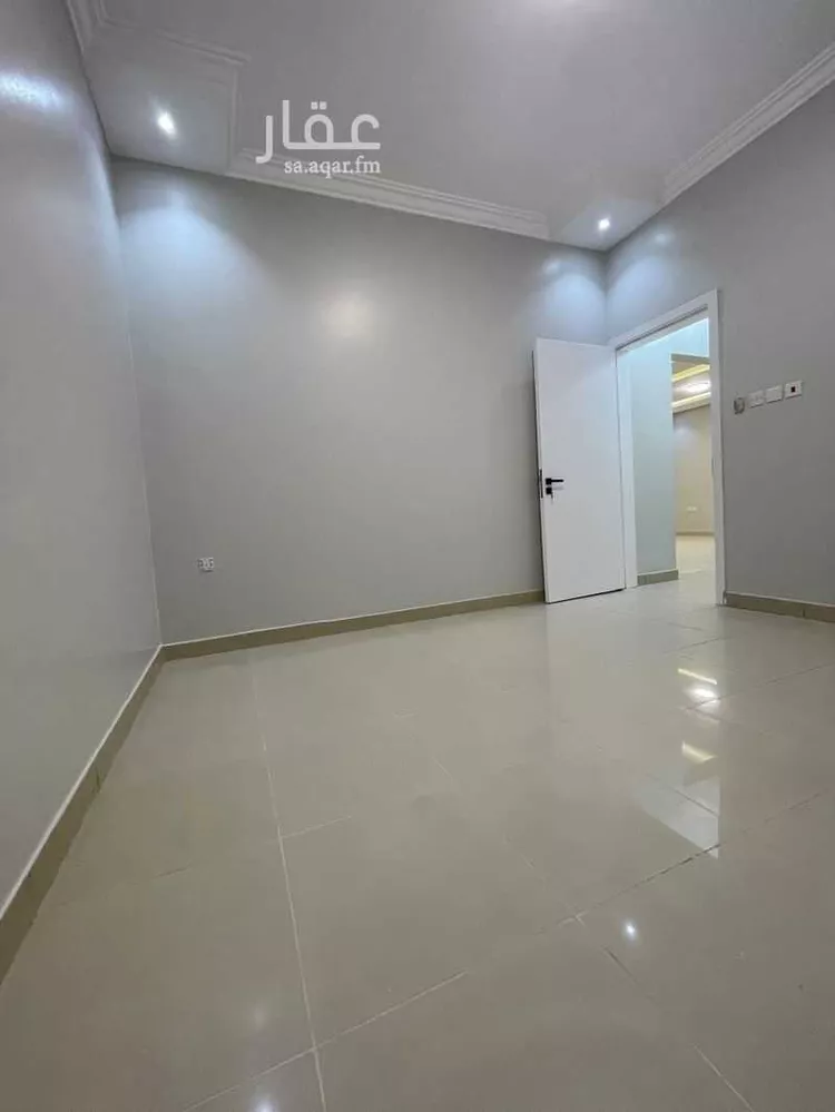 شقة للإيجار في شارع 18152302, حي الضباط, مدينة الرياض, منطقة الرياض صورة 2