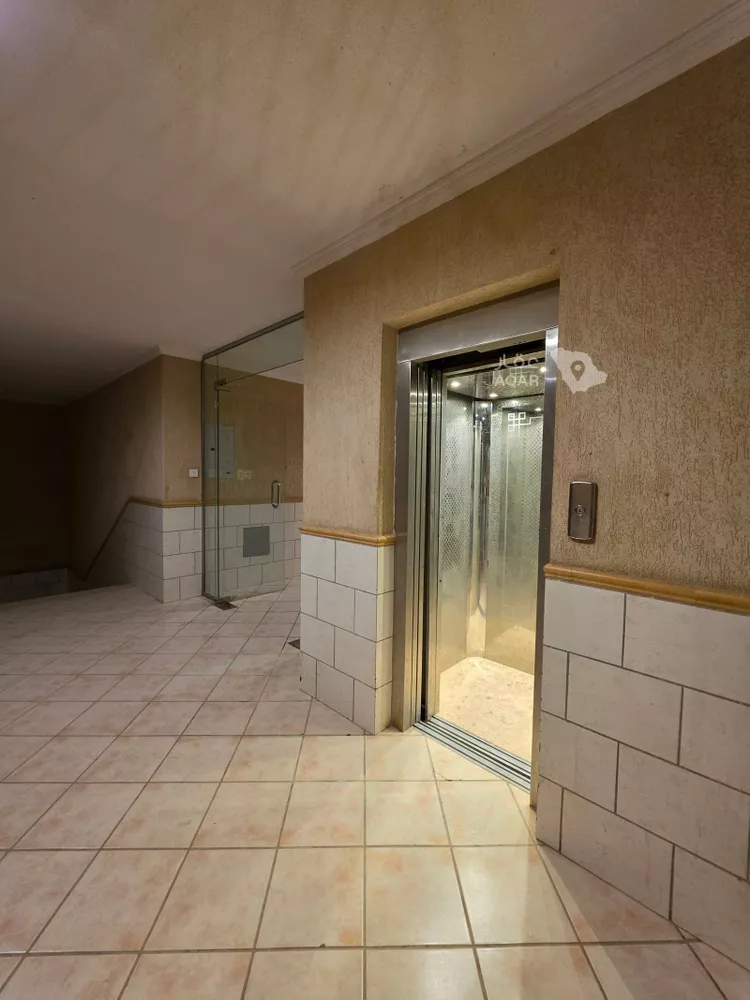 شقة للإيجار في شارع 32040288, حي ظهرة لبن, مدينة الرياض, منطقة الرياض 5