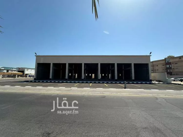 محل للإيجار في شارع ابو داود, حي الحمراء, مدينة الدمام, المنطقة الشرقية