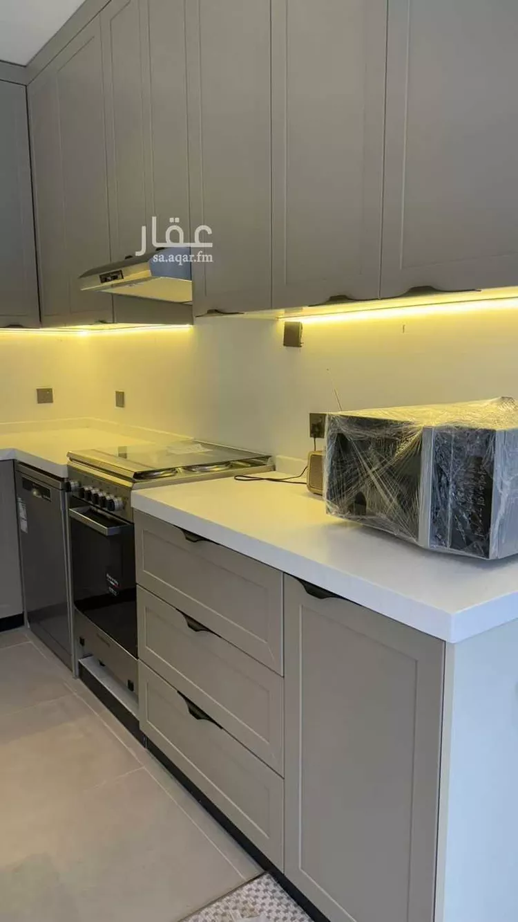شقة للإيجار في شارع الخندق, حي الحزام الذهبي, مدينة الخبر, المنطقة الشرقية صورة 2