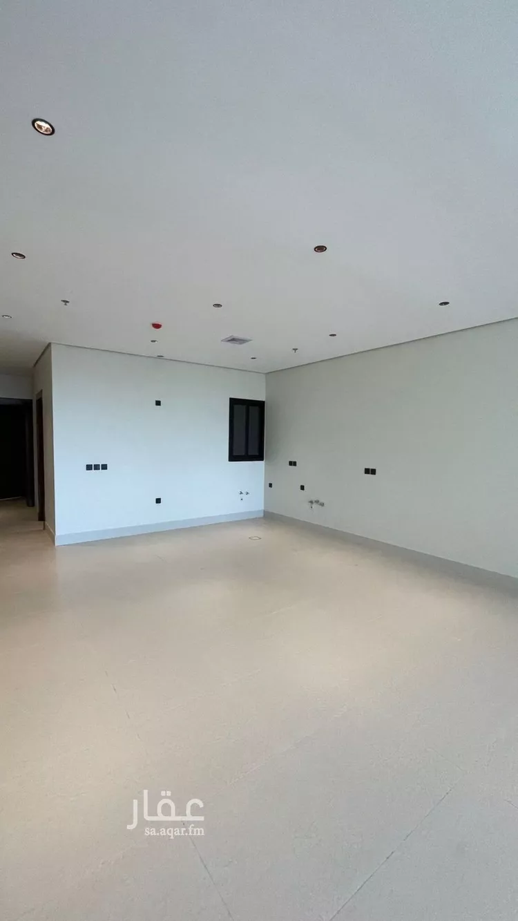 شقة للبيع في شارع الملك عبدالله, حي الشاطئ الغربي, مدينة الدمام, المنطقة الشرقية صورة 3