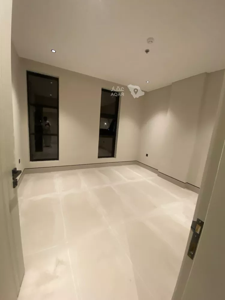 Apartment for Sale in Dammam Az Zuhur 15