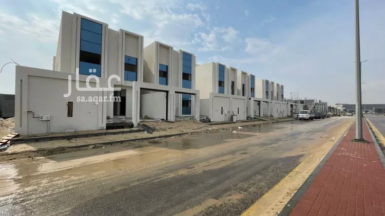 فيلا للبيع في شارع متفرع من الملك غهد, حي الشروق, مدينة الدمام, المنطقة الشرقية