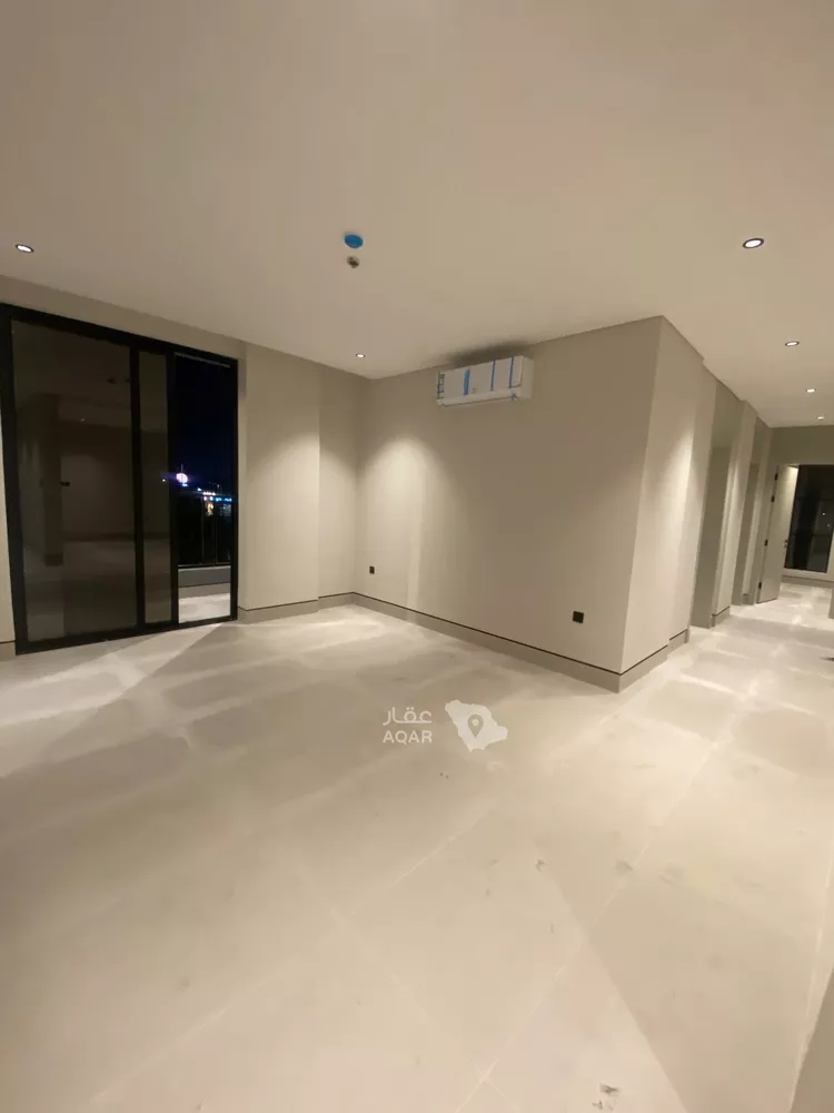 Apartment for Sale in Dammam Az Zuhur 11