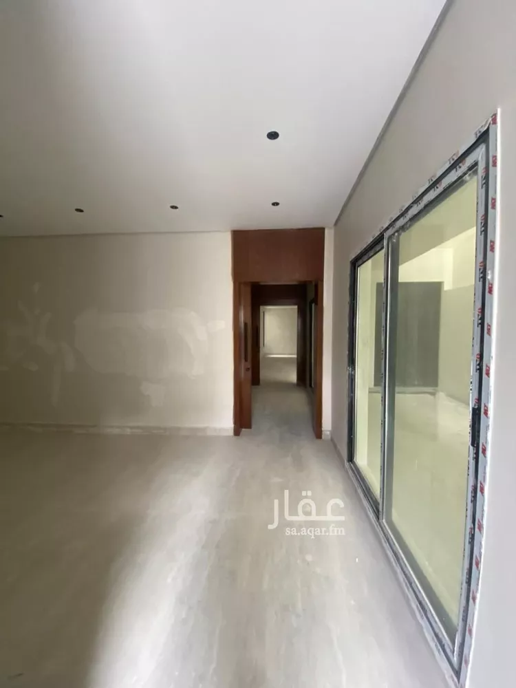 فيلا للبيع في شارع ربيعة بن السكن, حي الأمواج, مدينة الخبر, المنطقة الشرقية 6