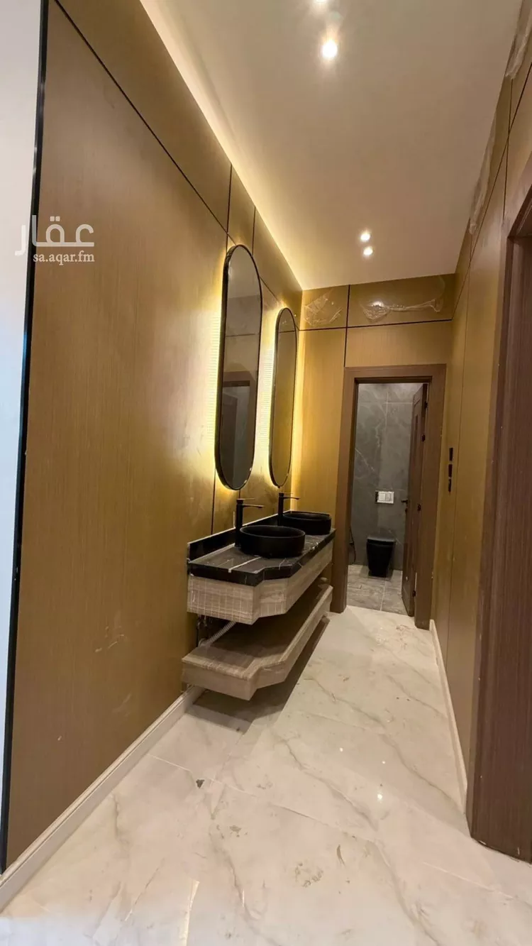 فيلا للبيع في شارع عبد العزيز بن رفيع, حي الدانة, مدينة الاحساء, المنطقة الشرقية صورة 2