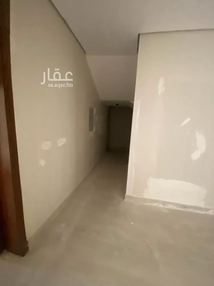 فيلا للبيع في شارع ربيعة بن السكن, حي الأمواج, مدينة الخبر, المنطقة الشرقية 12