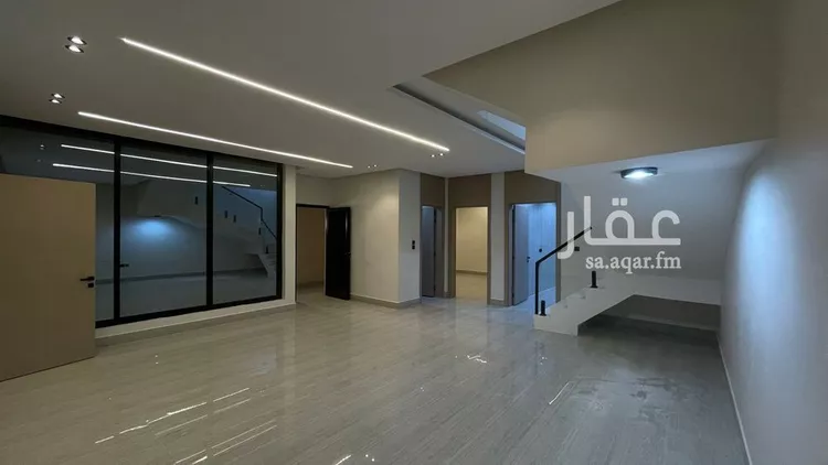 فيلا للبيع في شارع ابو الطيب القروي, حي ضاحية الملك فهد, مدينة الدمام, المنطقة الشرقية