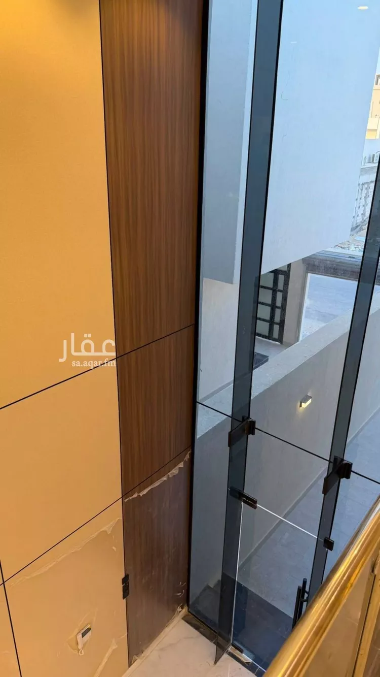 فيلا للبيع في شارع عبد العزيز بن رفيع, حي الدانة, مدينة الاحساء, المنطقة الشرقية صورة 4