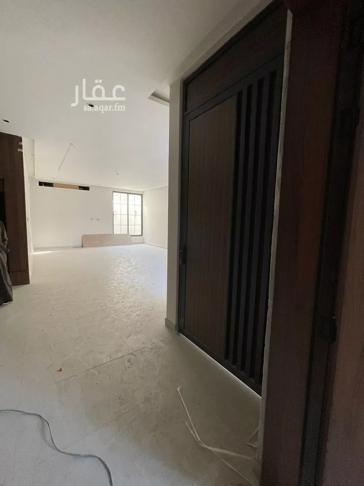 فيلا للبيع في شارع عمر بن مسعود, حي الراكة الجنوبية, مدينة الخبر, المنطقة الشرقية صورة 3