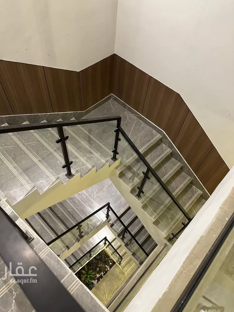 عمارة للبيع في شارع أبي برزة الأسلمي, حي الضباط, مدينة الرياض, منطقة الرياض صورة 3