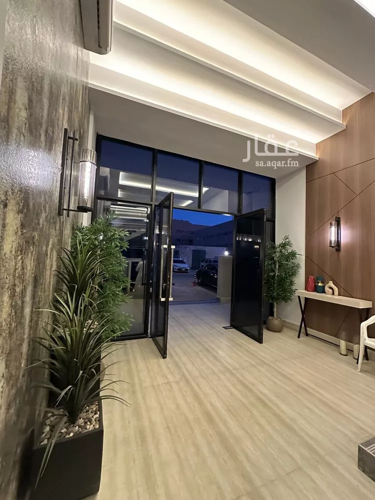 عمارة للبيع في شارع أبي برزة الأسلمي, حي الضباط, مدينة الرياض, منطقة الرياض 13