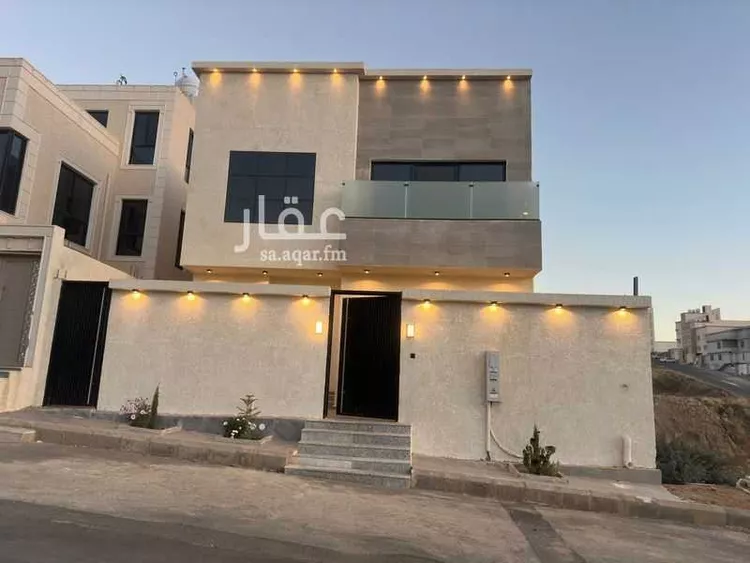 فيلا للبيع في شارع 175 الزهور ، حي المحالة ، أبها ، منطقة عسير