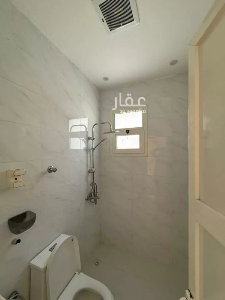 فيلا للإيجار في شارع إبراهيم الخدري, حي العارض, مدينة الرياض, منطقة الرياض صورة 2