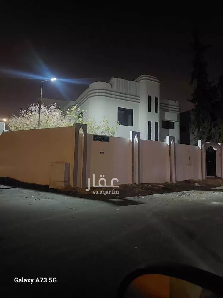 فيلا للإيجار في شارع حميد بن ثور ، حي الموظفين ، ابها ، منطقة عسير