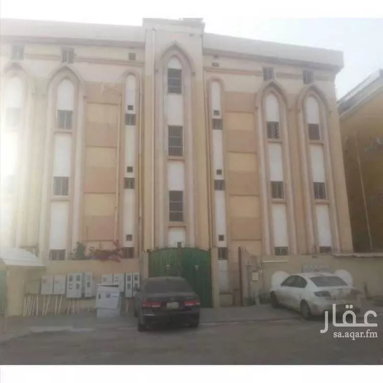 عمارة للبيع في شارع 74 هـ ، حي الشاطئ ، جازان ، منطقة جازان