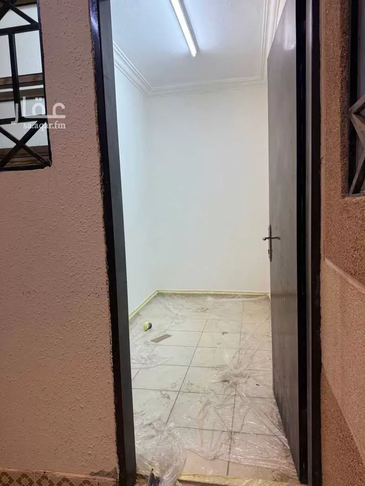 شقة للإيجار في شارع الصحيان, حي العزيزية, مدينة الرياض, منطقة الرياض صورة 4