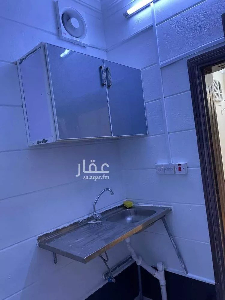 غرفة للإيجار في شارع نافع النوفلي, حي الورود, مدينة جدة, منطقة مكة المكرمة صورة 4