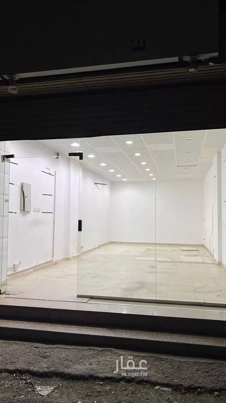 محل للإيجار في شارع جنوب بن لادن, حي الجامعة, مدينة جدة, منطقة مكة المكرمة صورة 4