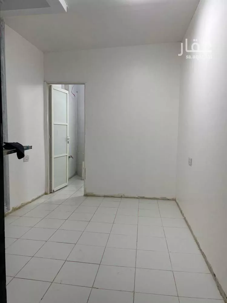 غرفة للإيجار في شارع حراب ، حي بدر ، الرياض ، منطقة الرياض