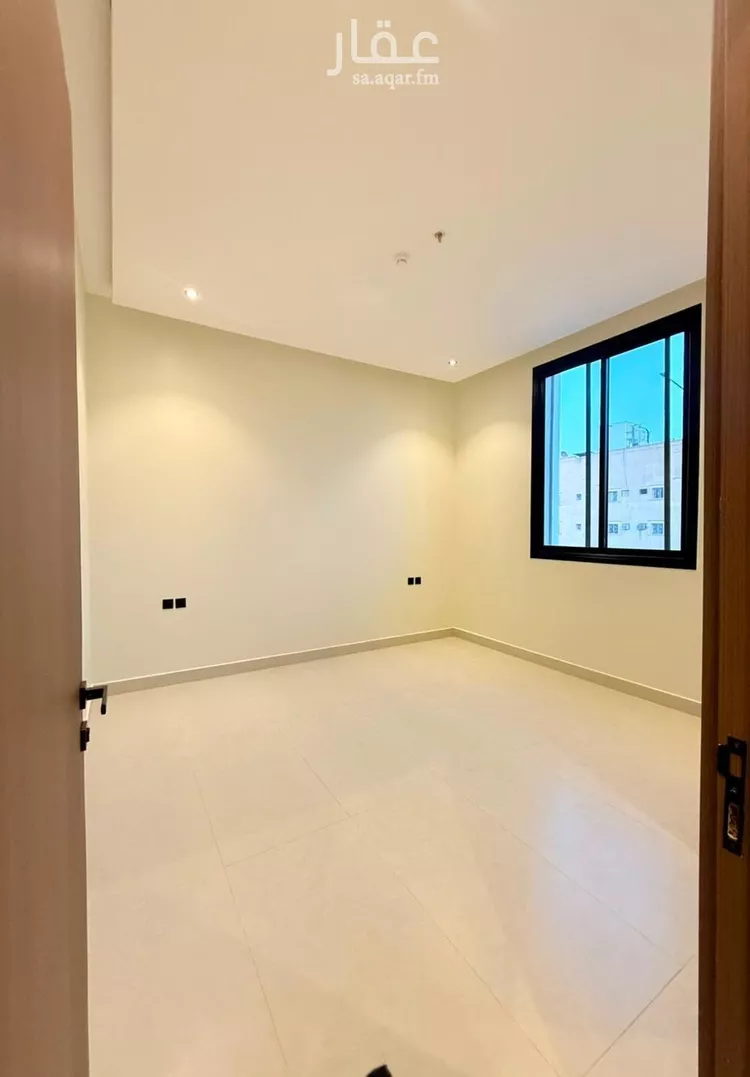 شقة للبيع في شارع المتنبي, حي المعيزيلة, مدينة الرياض, منطقة الرياض صورة 4