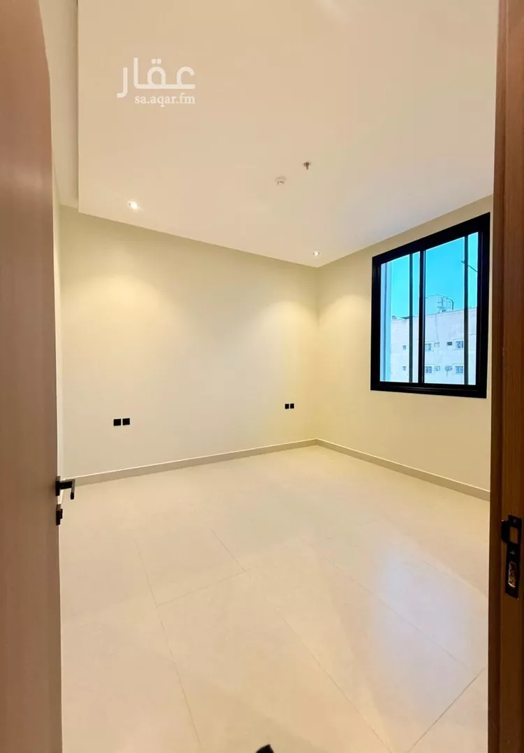 شقة للبيع في شارع المتنبي, حي المعيزيلة, مدينة الرياض, منطقة الرياض صورة 4