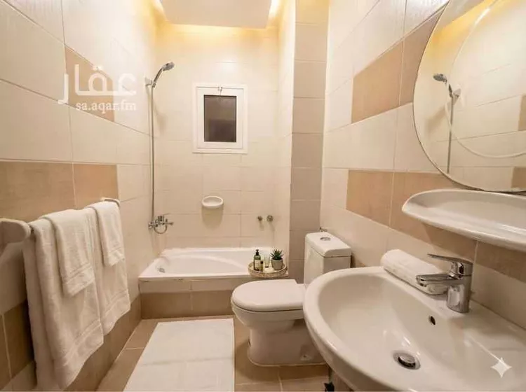 فيلا للإيجار في شارع عين العقيق, حي عين النوى, مدينة ينبع, منطقة المدينة المنورة صورة 2