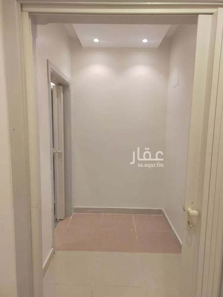 استوديو للإيجار في شارع الامير ناصر بن سعود بن فرحان ال سعود, حي الصحافة, مدينة الرياض, منطقة الرياض 7