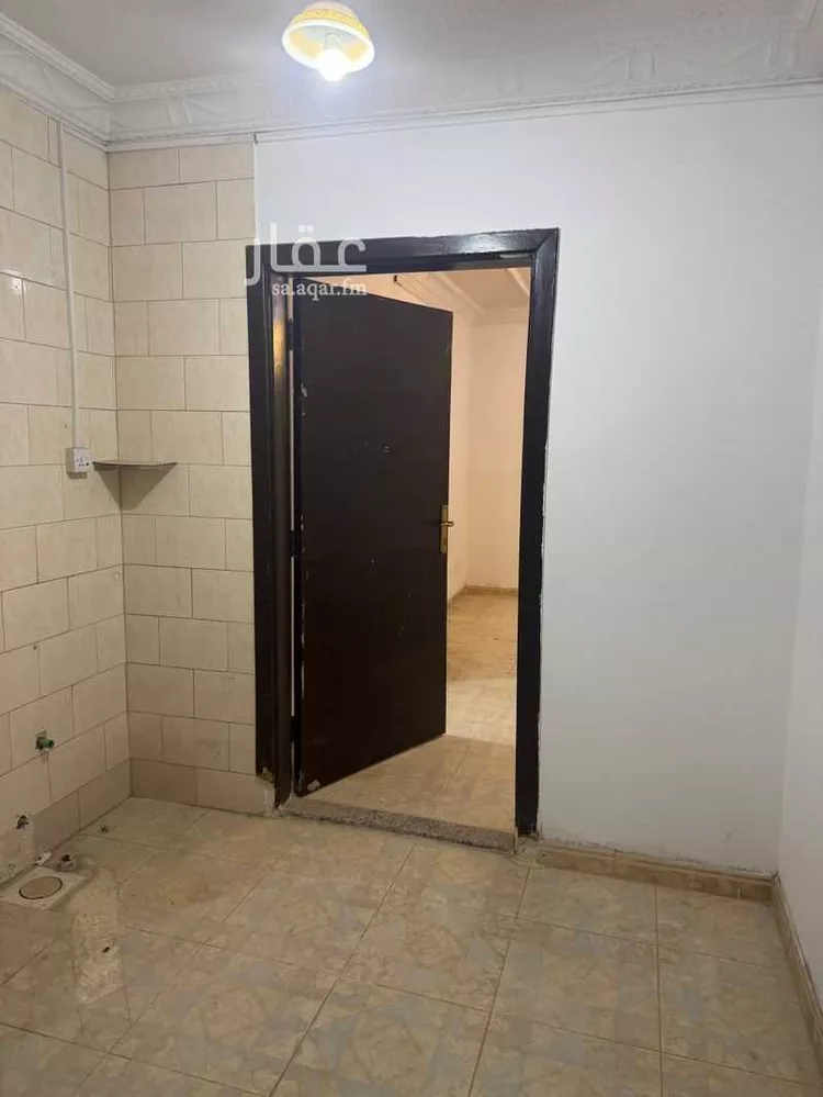 شقة للإيجار في شارع البيان ، حي السعادة ، الرياض ، منطقة الرياض صورة 3