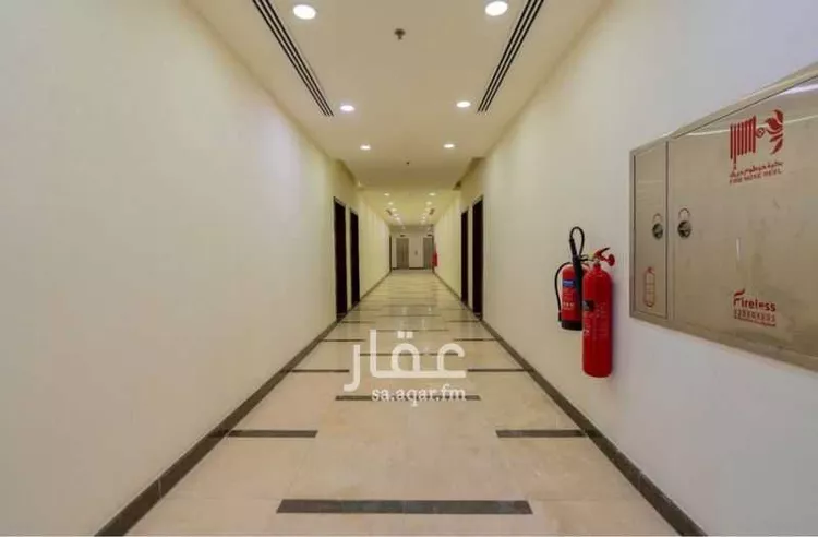 مكتب تجاري للإيجار في شارع طريق الملك فهد بن عبدالعزيز, حي صناعية الفوازية, مدينة الخبر, المنطقة الشرقية صورة 3