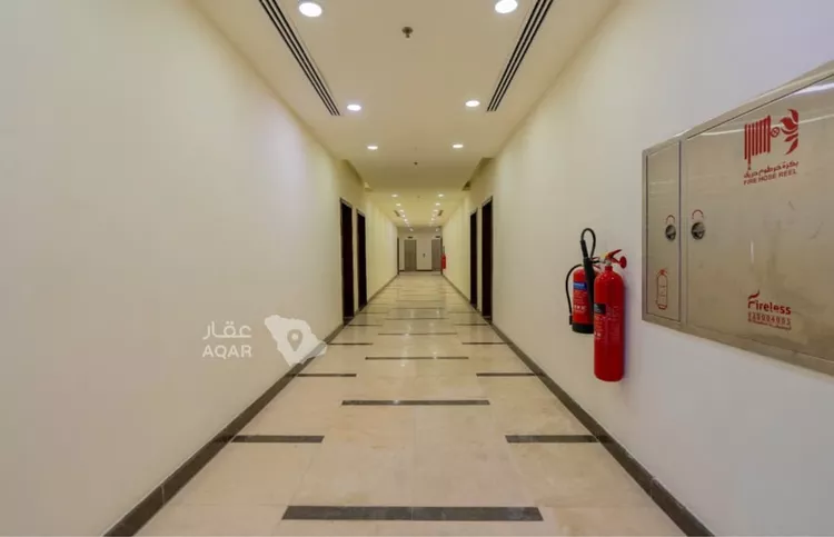 مكتب تجاري للإيجار في شارع طريق الملك فهد بن عبدالعزيز, حي صناعية الفوازية, مدينة الخبر, المنطقة الشرقية صورة 4