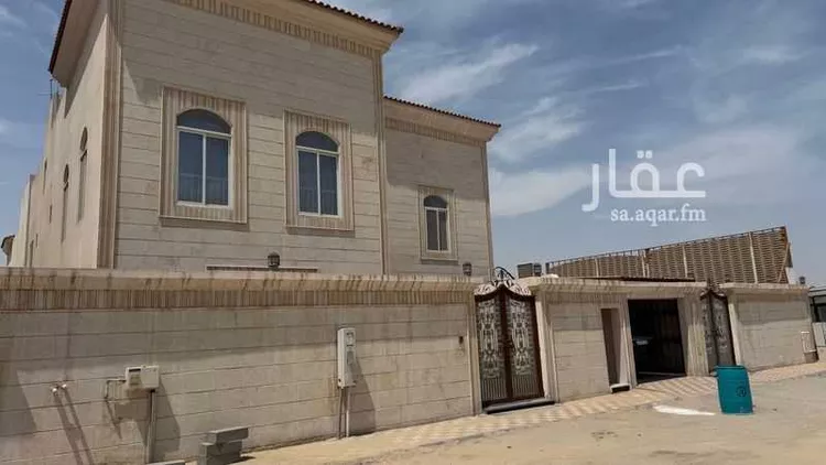 فيلا للإيجار في شارع البكيريه, حي الصواري, مدينة الخبر, المنطقة الشرقية صورة 3