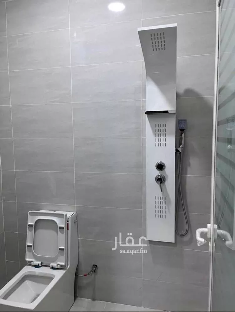 فيلا للبيع في شارع عبدالرحمن ابن كعب الانصاري, حي اللؤلؤ, مدينة الخبر, المنطقة الشرقية 15