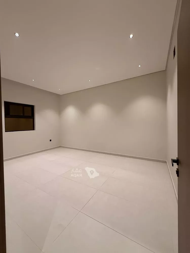 Apartment for Rent in Al Khobar At Tahliyah 8