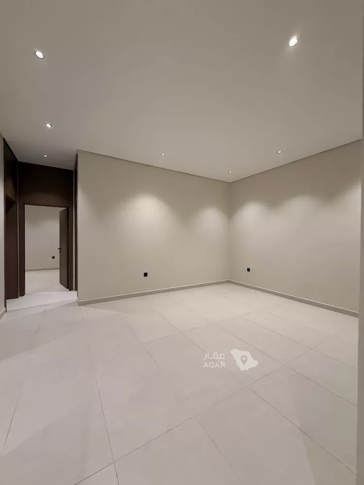 Apartment for Rent in Al Khobar At Tahliyah 4